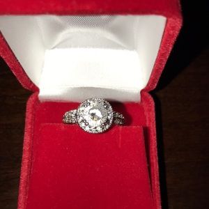 Cubic CZ diamond ring 💍